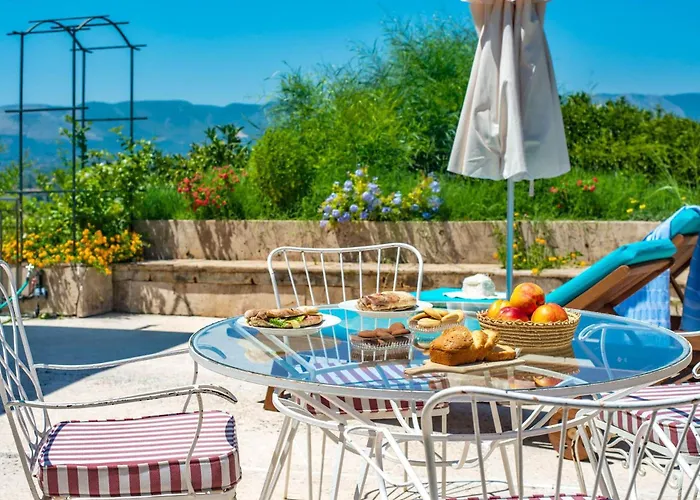 La Belle Villa