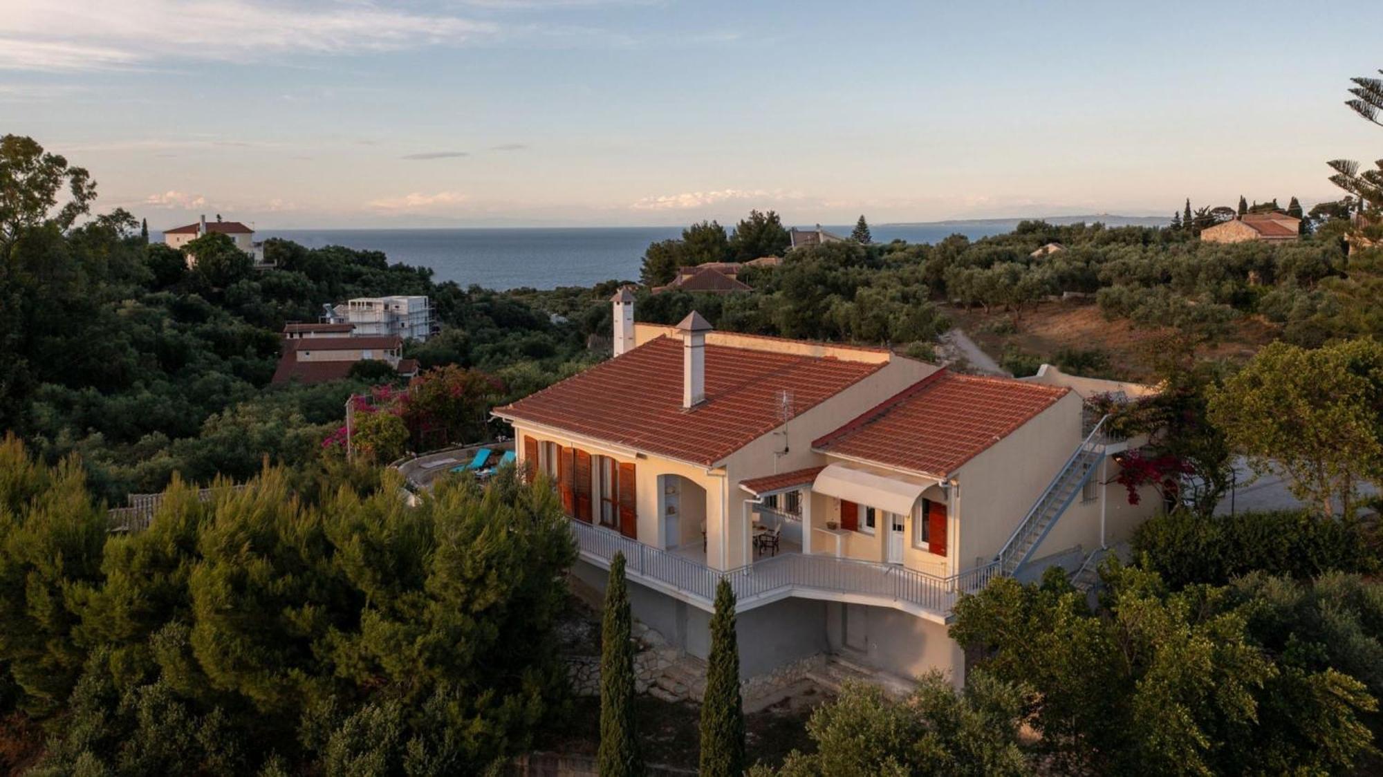 La Belle Villa *