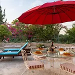 La Belle Villa
