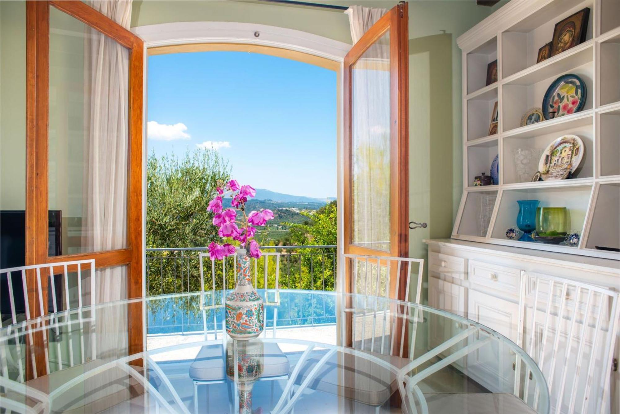 La Belle Villa *